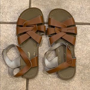 Salt Water Sandals by Hoy Adult 7